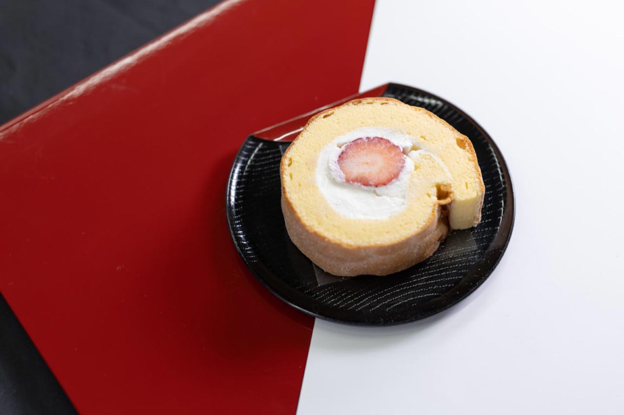 おじいさんの苺ロールケーキ...