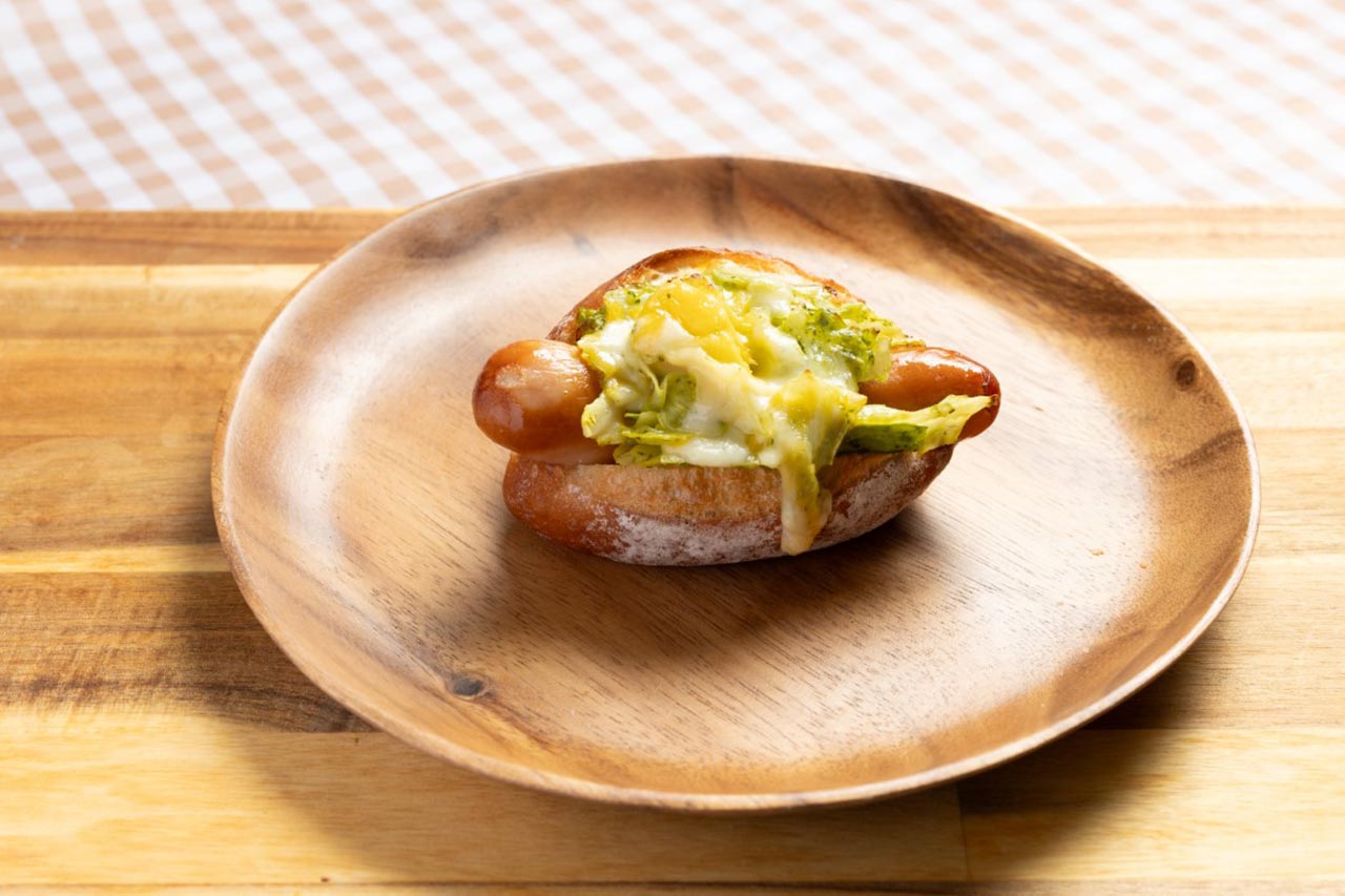 新キャベツとジューシーソーセージ　バジル風味...